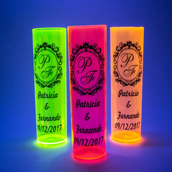 Copos personalizados neon