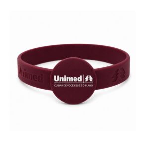 Pulseira de silicone com brasão circular
